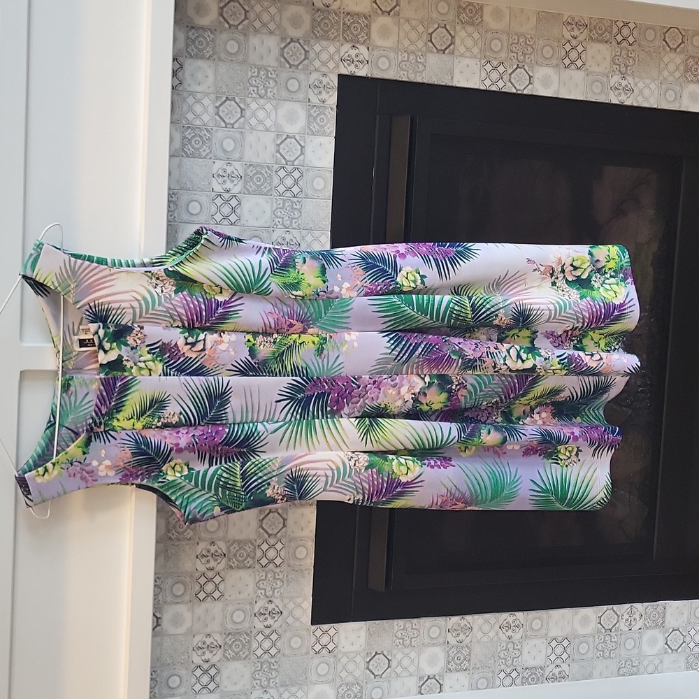 Womens short summer dress with pockets!  Purple tropical floral print.